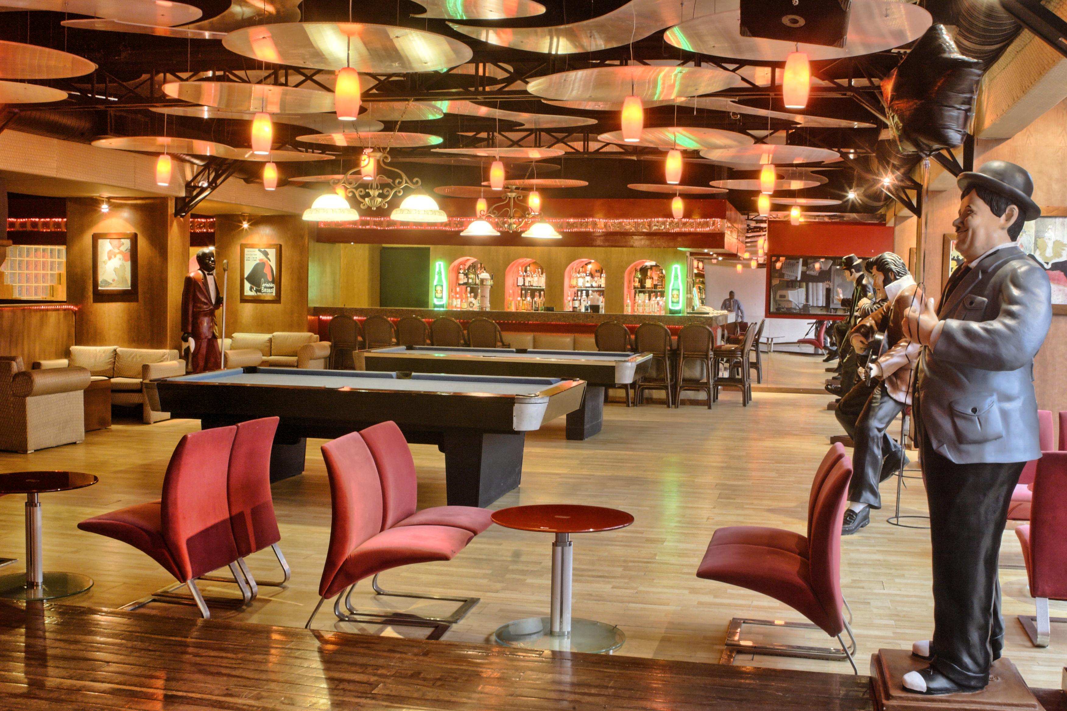 Golden Parnassus Hotel 3*