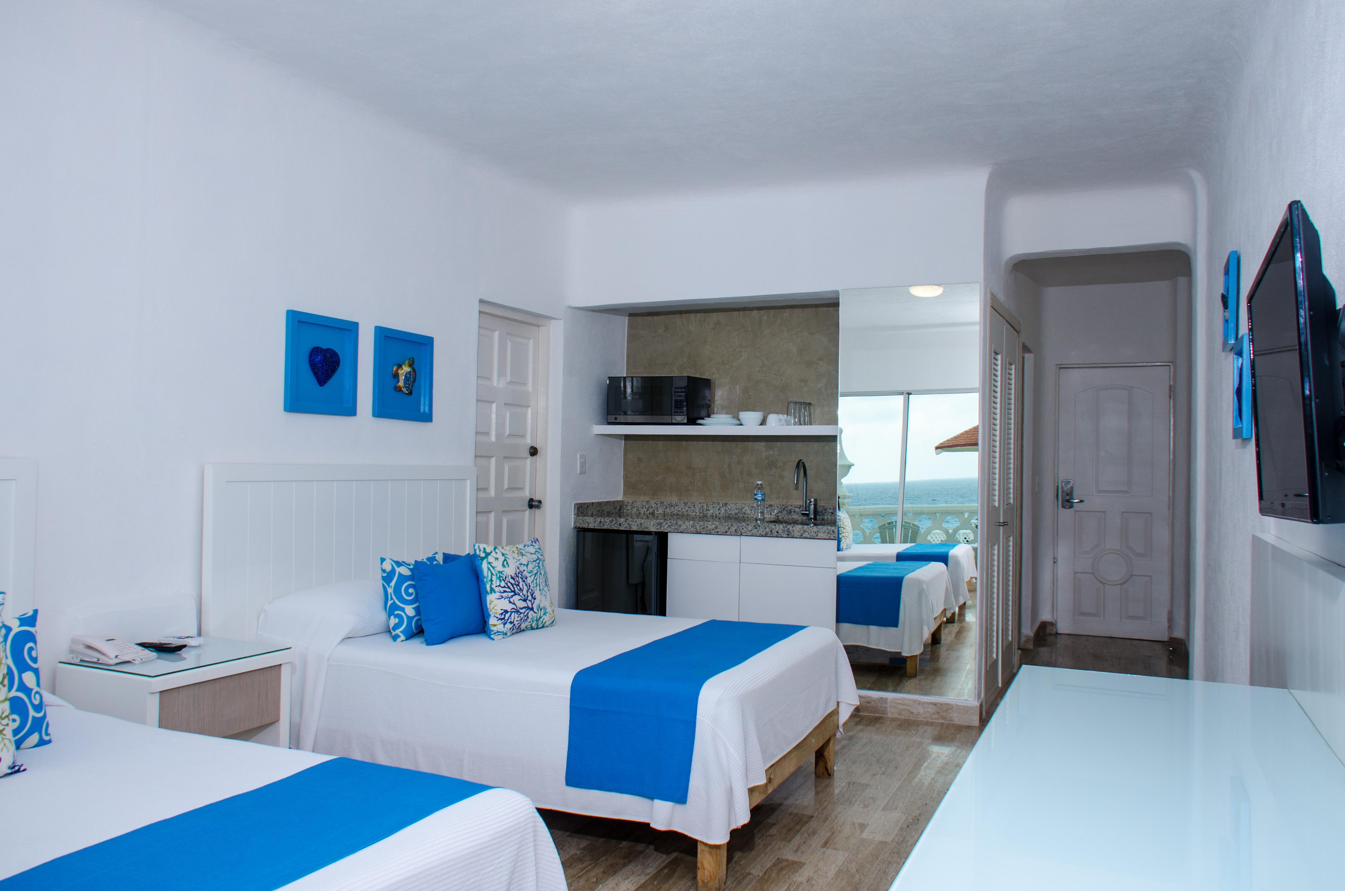Bsea Plaza 4*