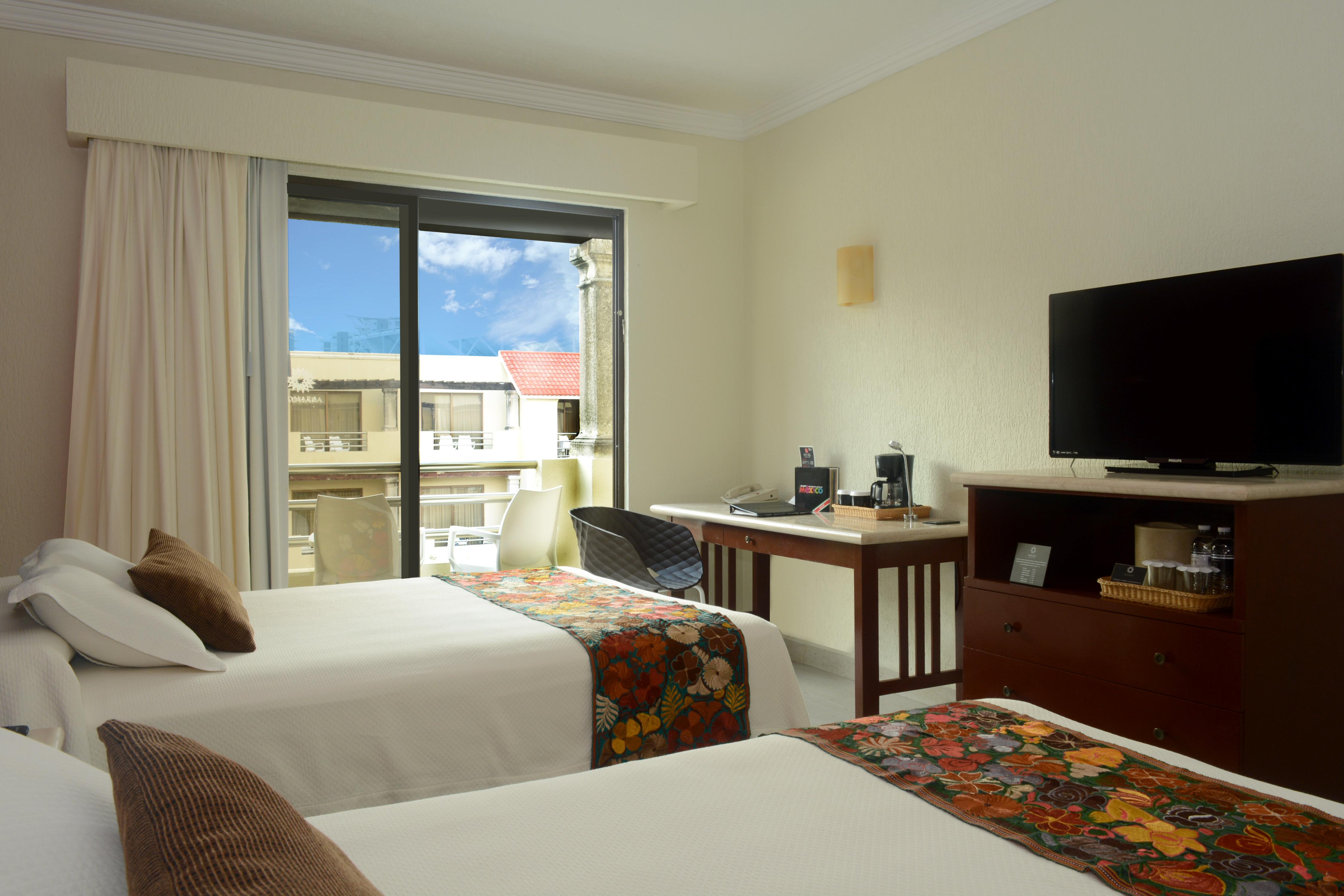 Hotel Adhara Hacienda 4*
