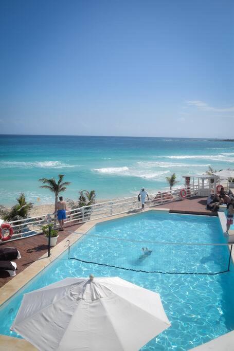 Estudio 4 Sobre Playa, Alberca, Gimnasio, Jacuzzi Apartamento Cancún