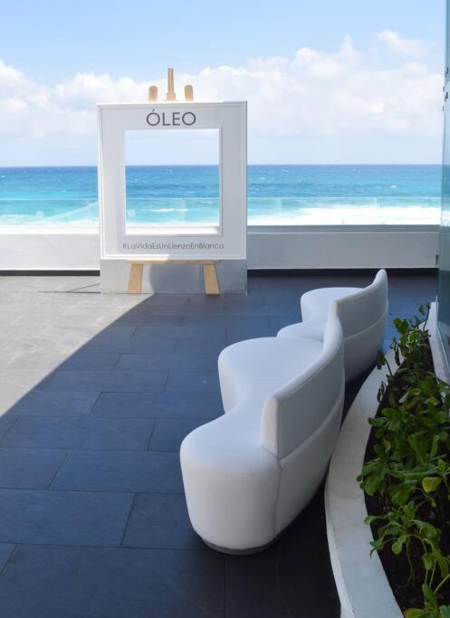 Apartamento Estudio A Pie De Playa, Increibles Vistas, Amanecer, Atardecer, Balcon, Gym, Jacuzi, 1807