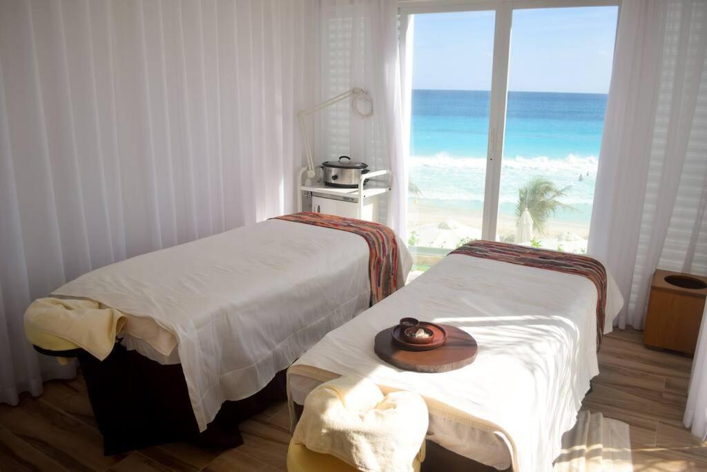 Estudio A Pie De Playa, Increibles Vistas, Amanecer, Atardecer, Balcon, Gym, Jacuzi, 1807 Apartamento