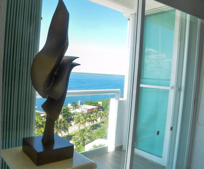 Apartamento Estudio A Pie De Playa, Increibles Vistas, Amanecer, Atardecer, Balcon, Gym, Jacuzi, 1807 Cancún