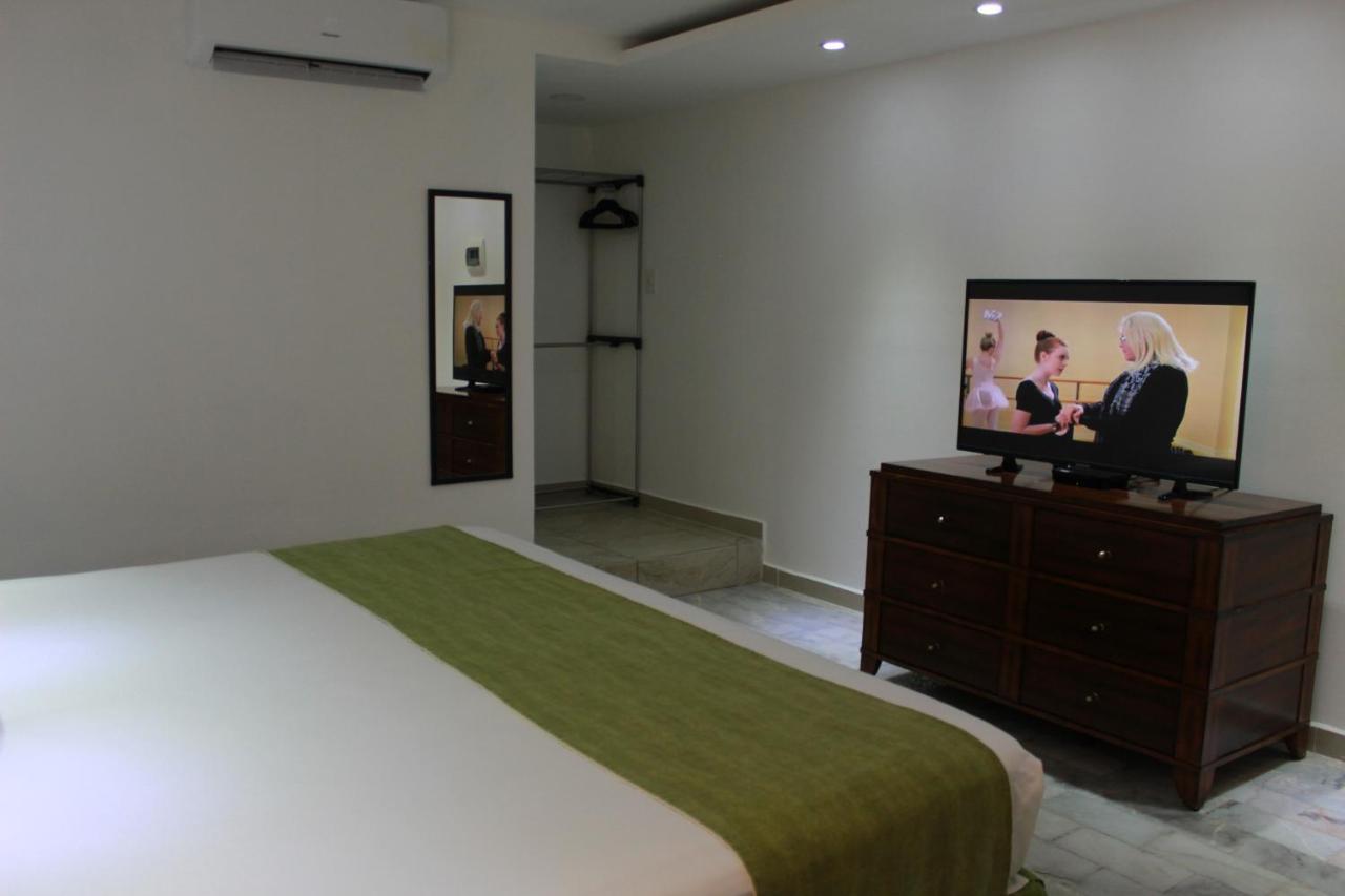 Hotel 16