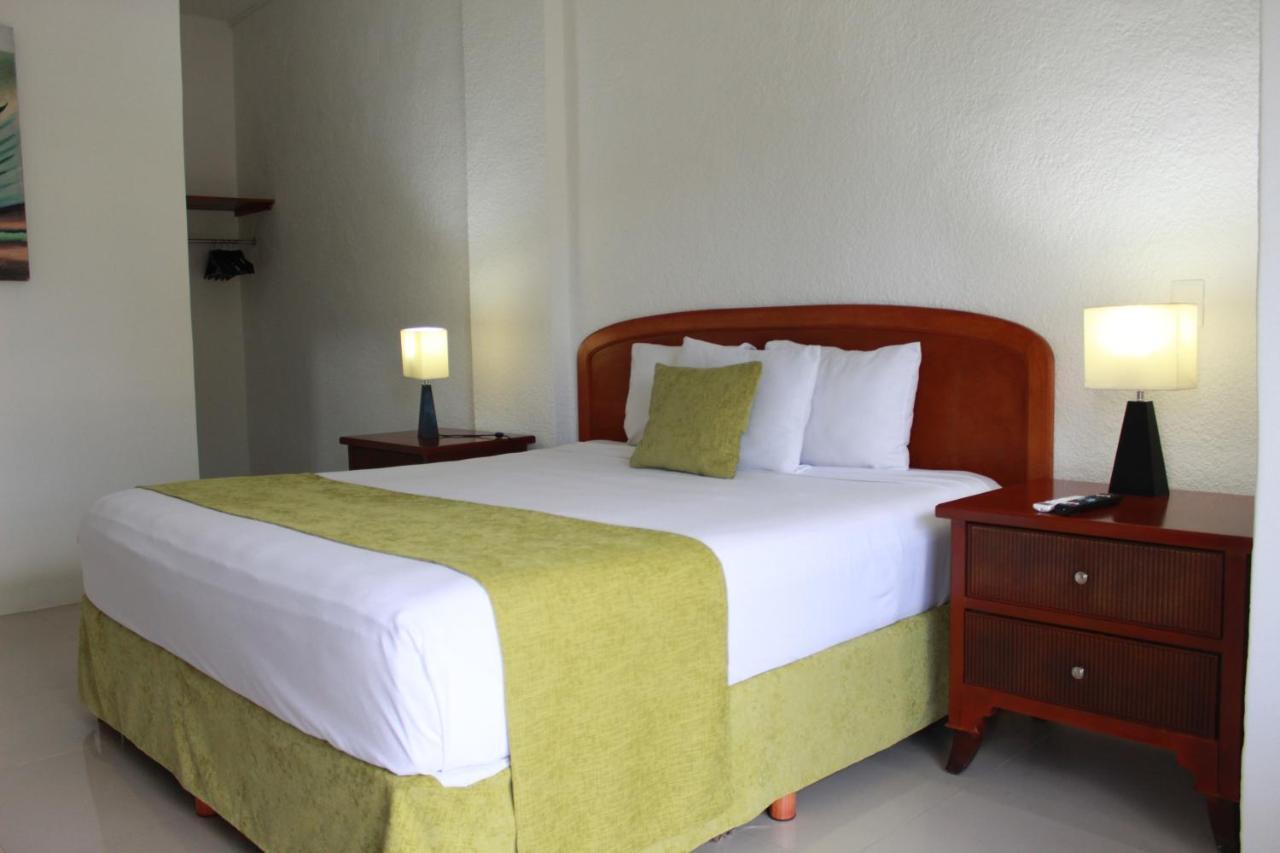 Hotel 16 3*