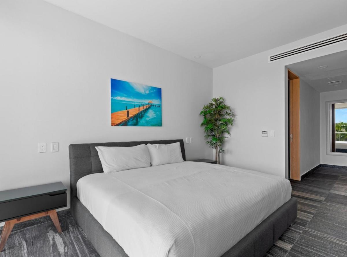 4br. Near The *