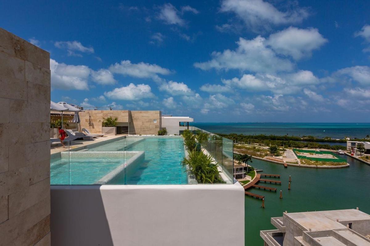 4br. Near The *
