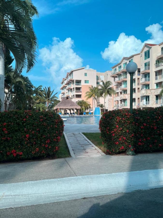 4 Bedroom Apartment, 8 Guests Apartamento *