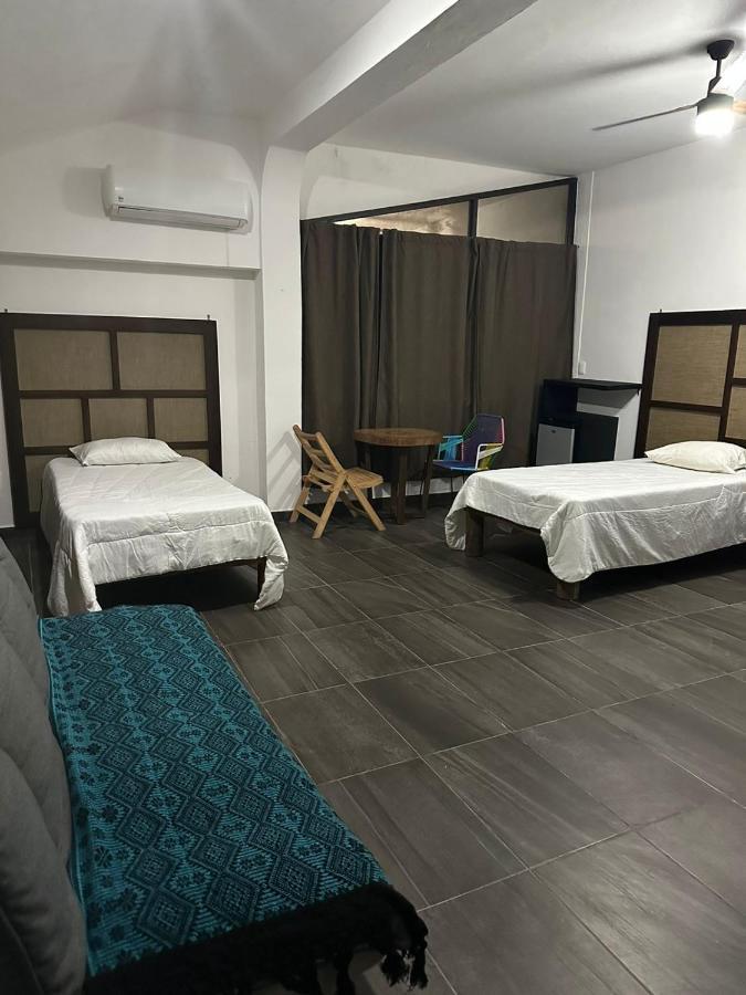 Homestay To Wait Flight - Cancun