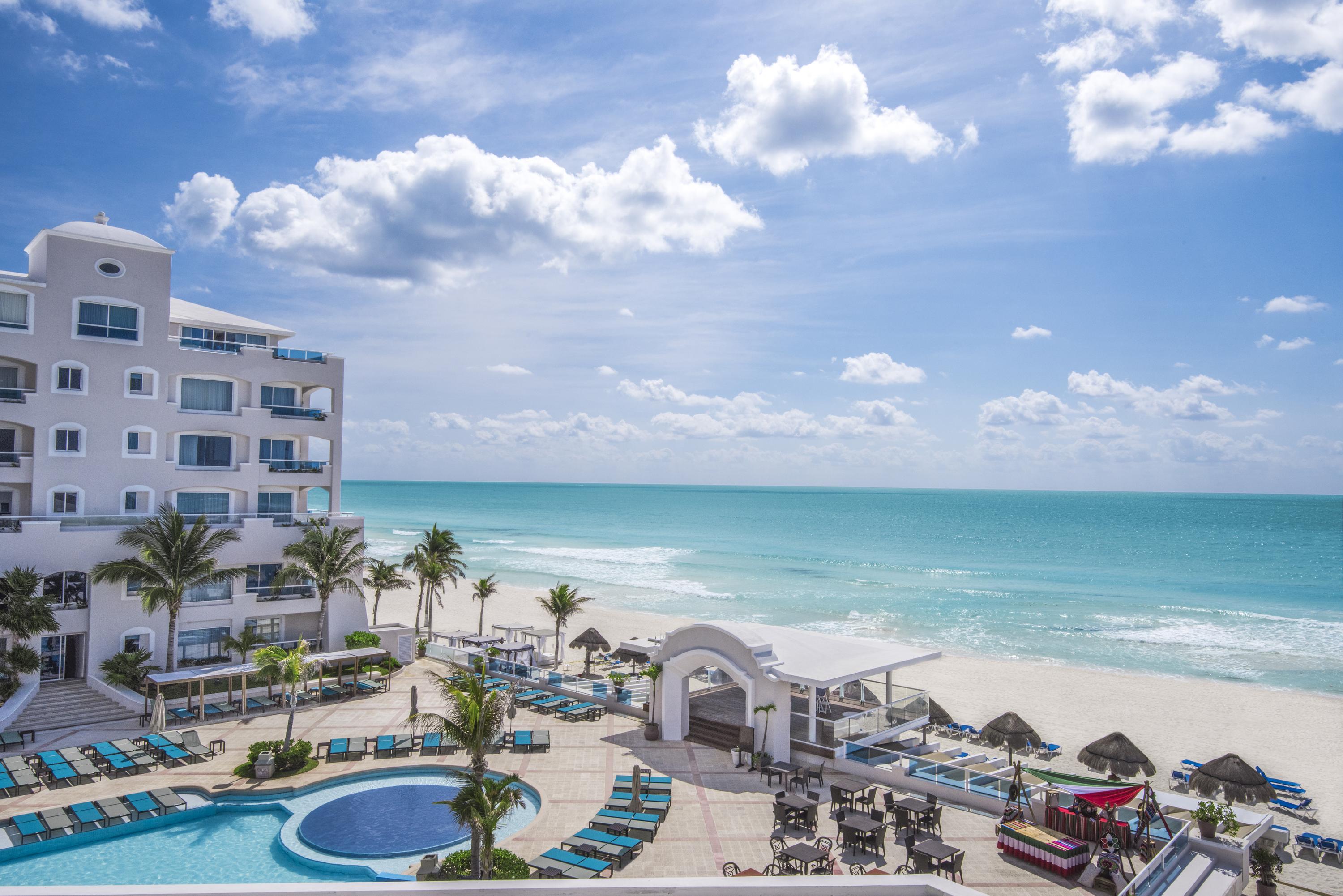 Wyndham Alltra 4* Cancún