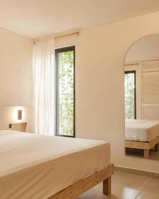 Totally Renovated 10 Min Away From Beach/hot Neighborhood Cancún