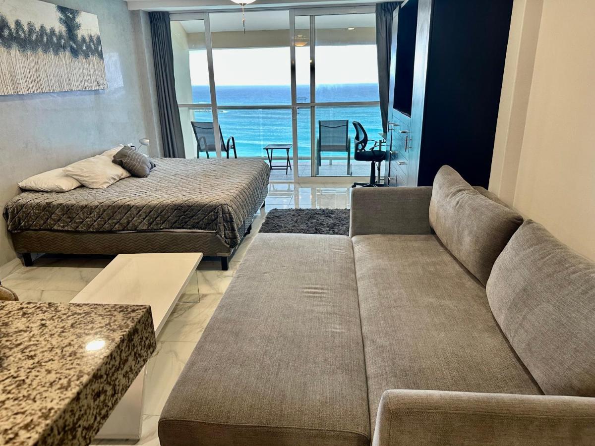 Apartahotel Beachfront Penthouse