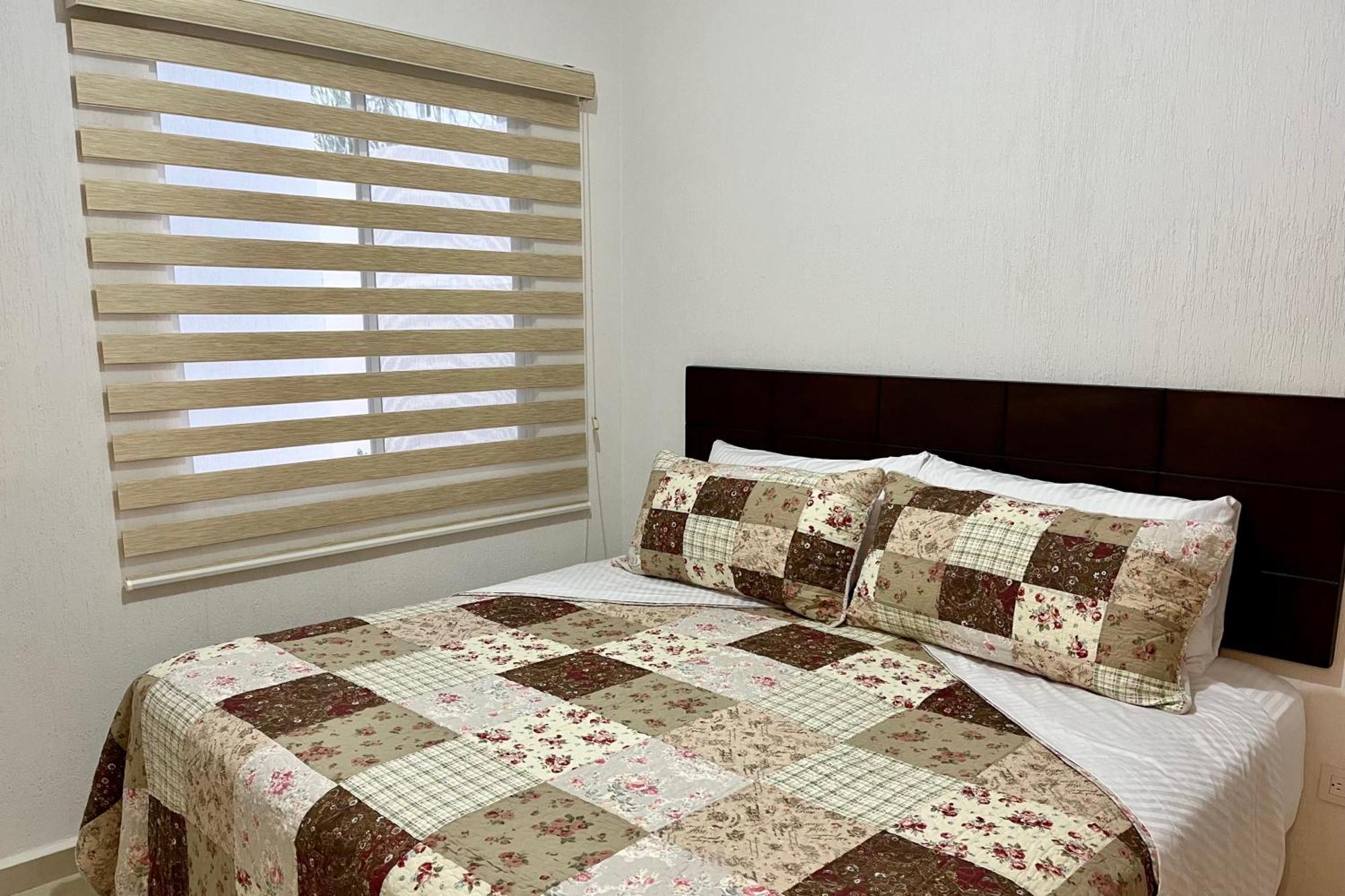 Departamento Nuevo, 3 Habitaciones, Justo En Frente De Alberca Cancún