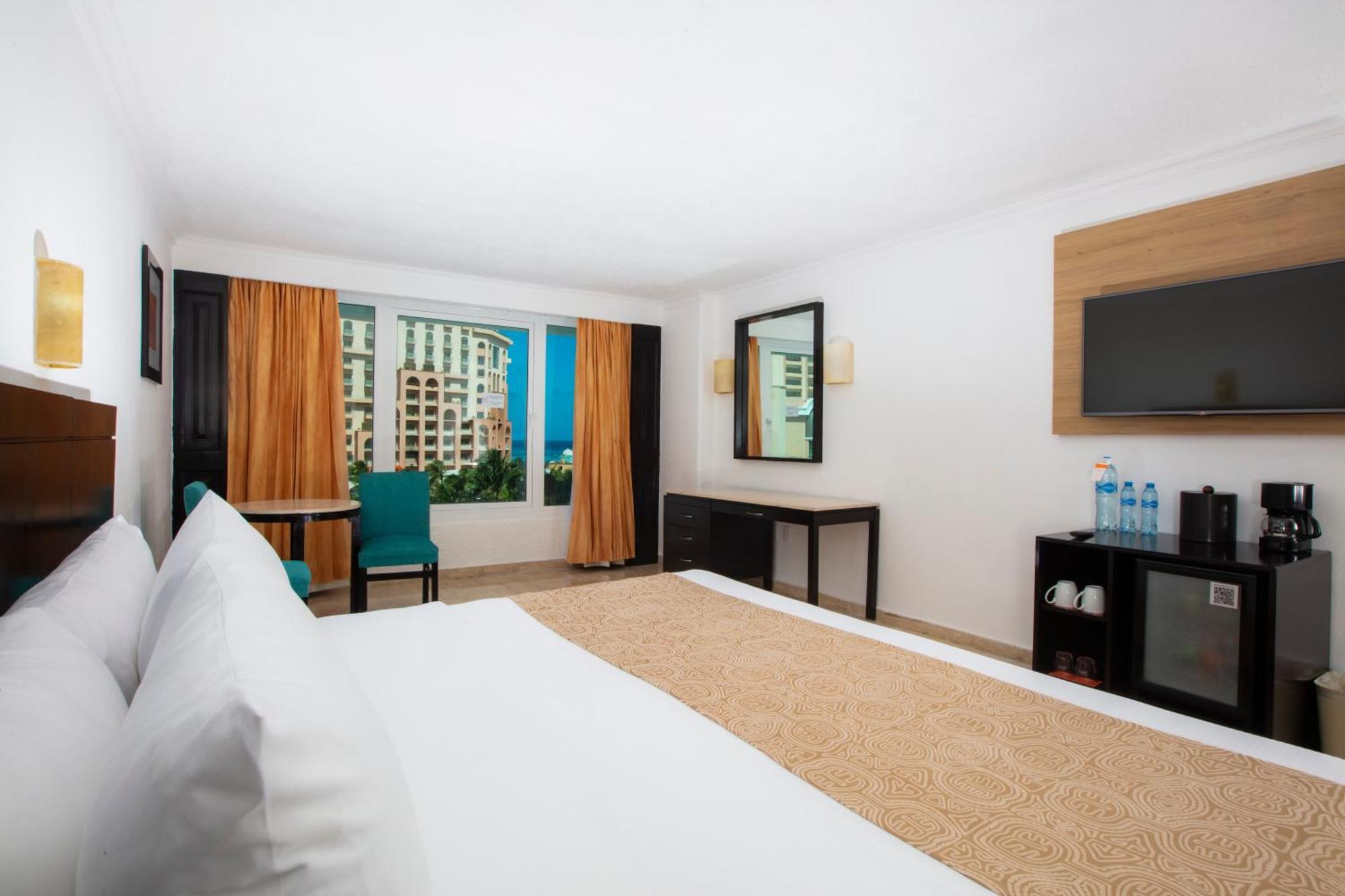 Krystal 4* Cancún