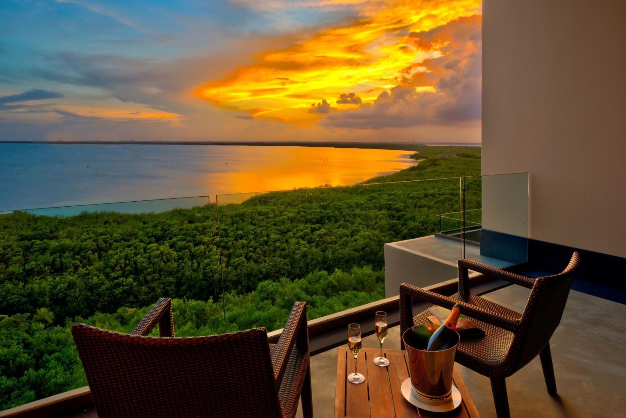 Resort Nizuc &