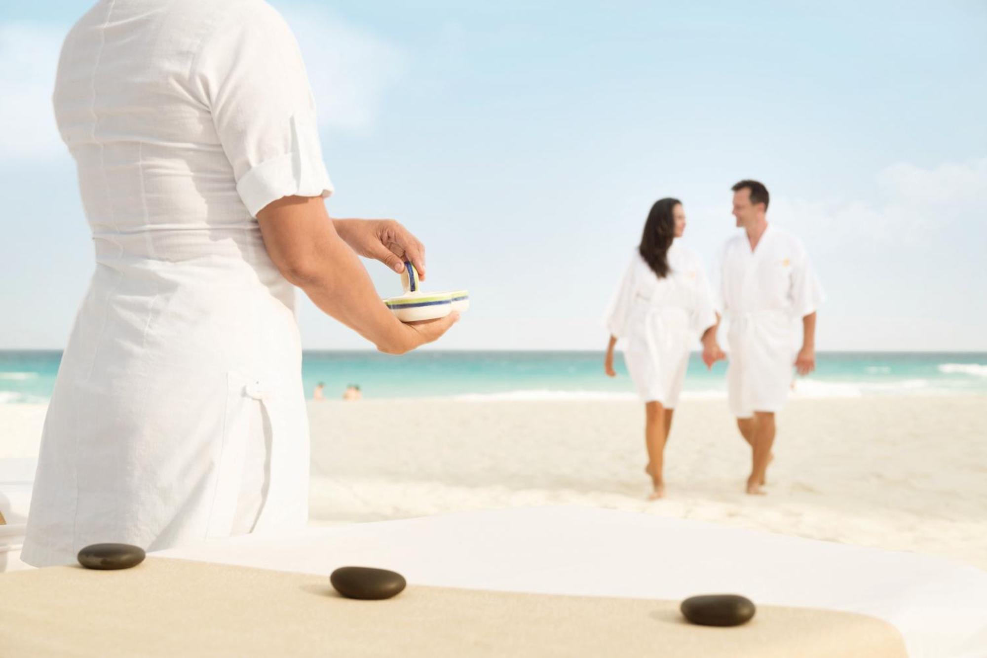 Wyndham Alltra Cancún