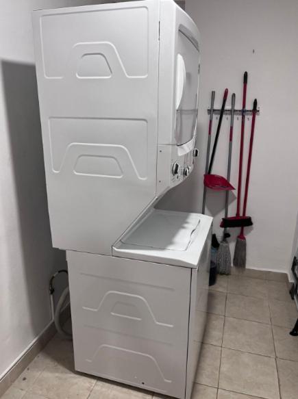 4 Bedroom Apartment, 8 Guests Apartamento