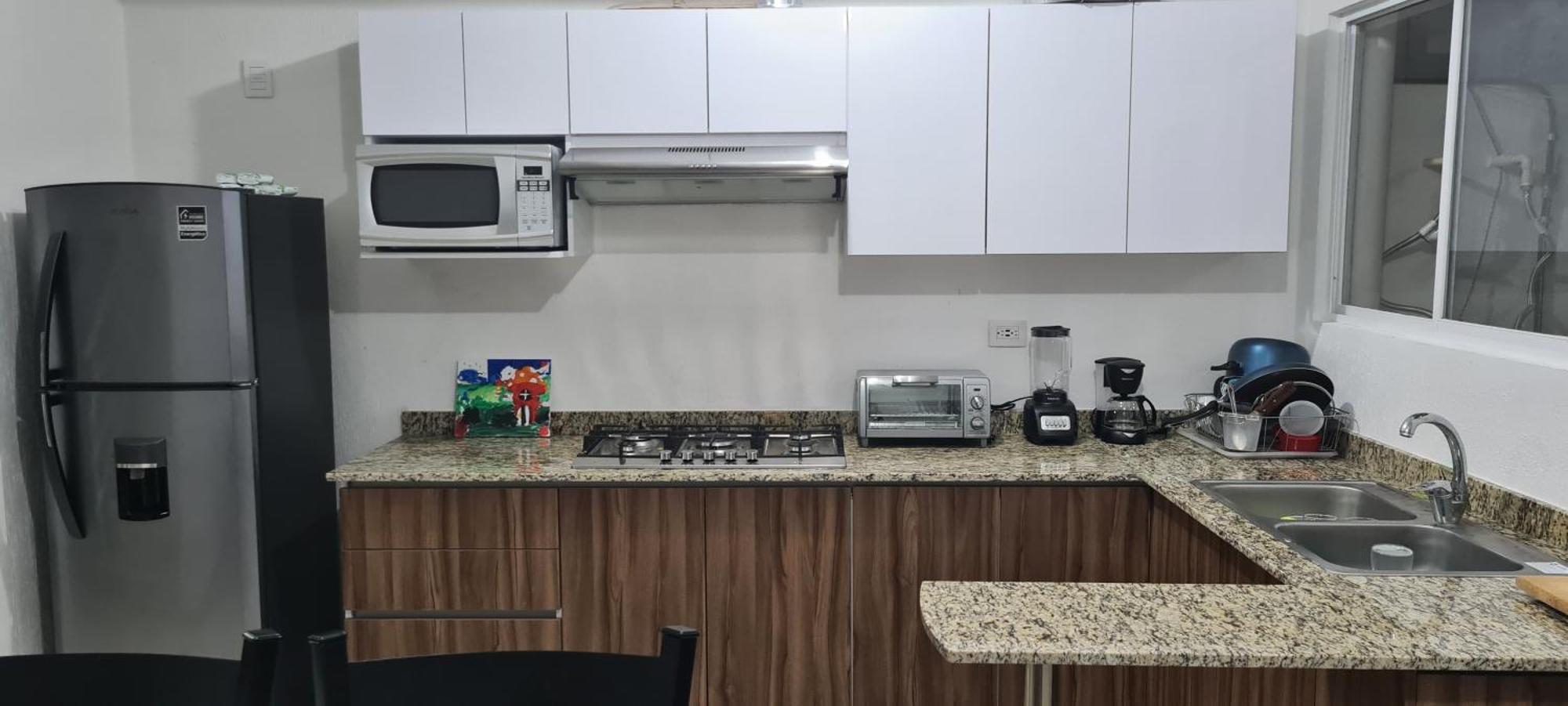 Casa Guerra En Maderos Residencial -ideal Familias Cancún