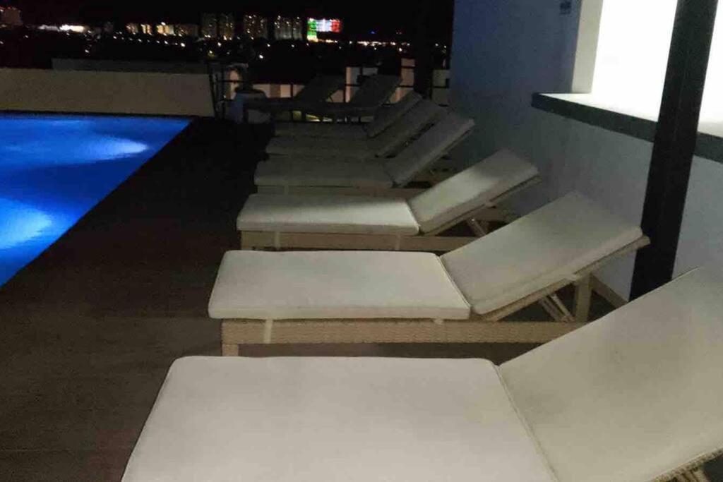 The Loft A Meters From The Beach/pool/wi-fi * Cancún