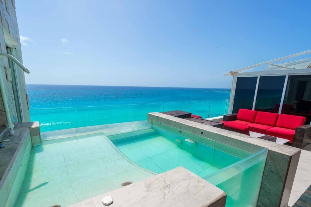 Oceanview Penthouse With Jacuzzi At Zone Villa Cancún