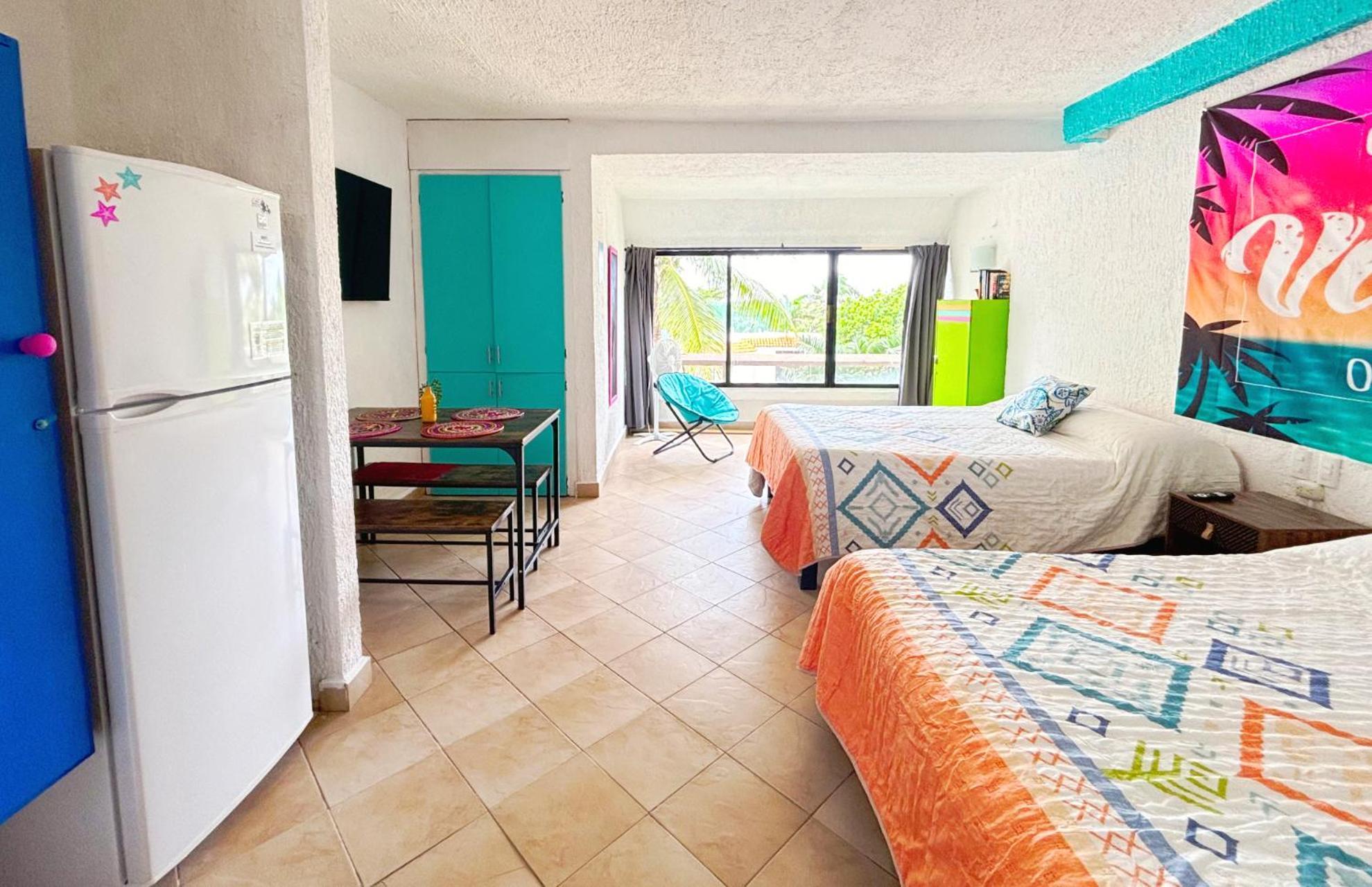 - Steps To And Water Fun Apartamento Cancún