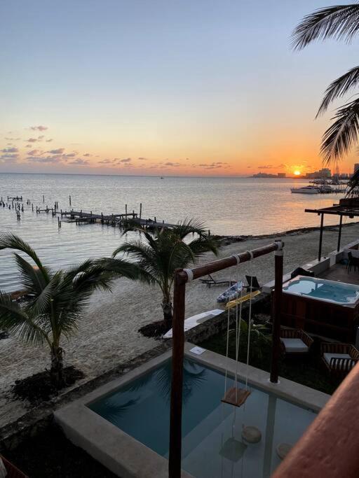 Villa Beachfrontsven Svenjovic At Y Ahoo C Om