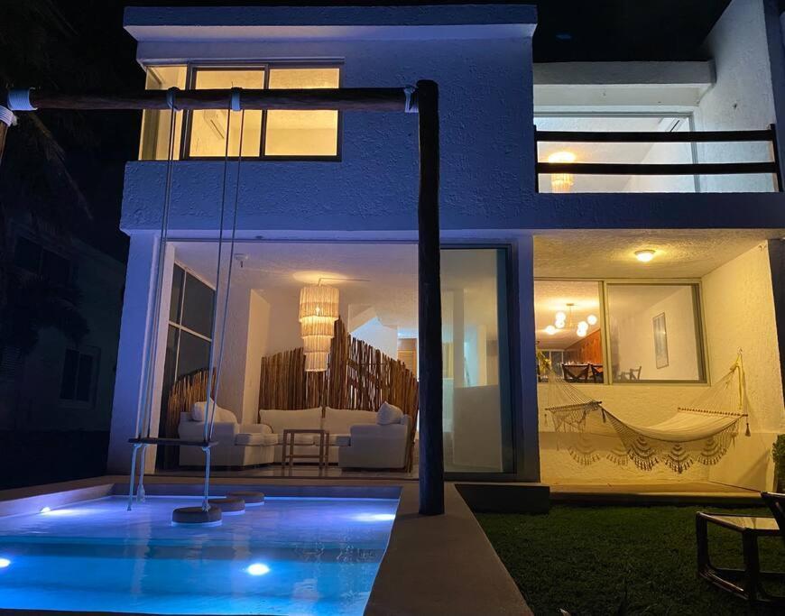 Beachfrontsven Svenjovic At Y Ahoo C Om Cancún