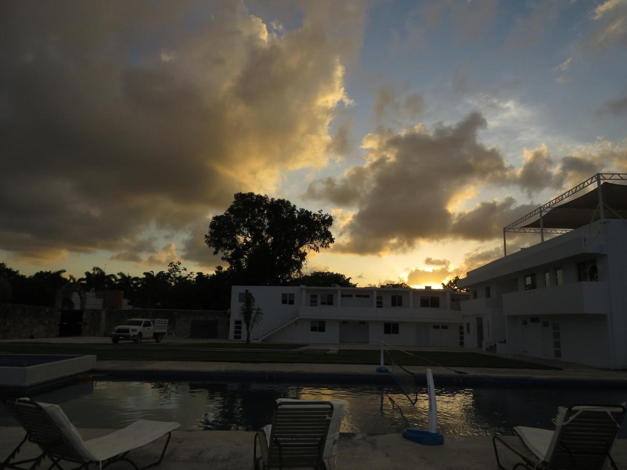 Hotel Stone Wall Residences 3*