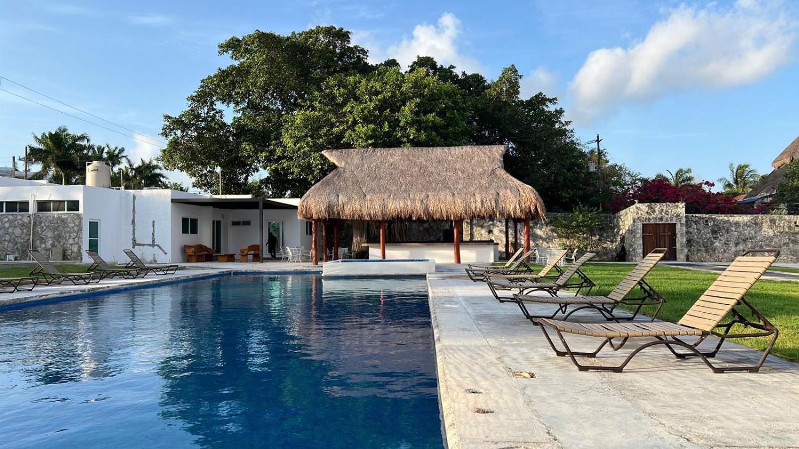 Stone Wall Residences 3* Cancún