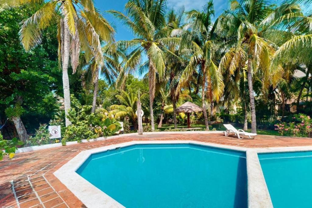 Larimar Apartment