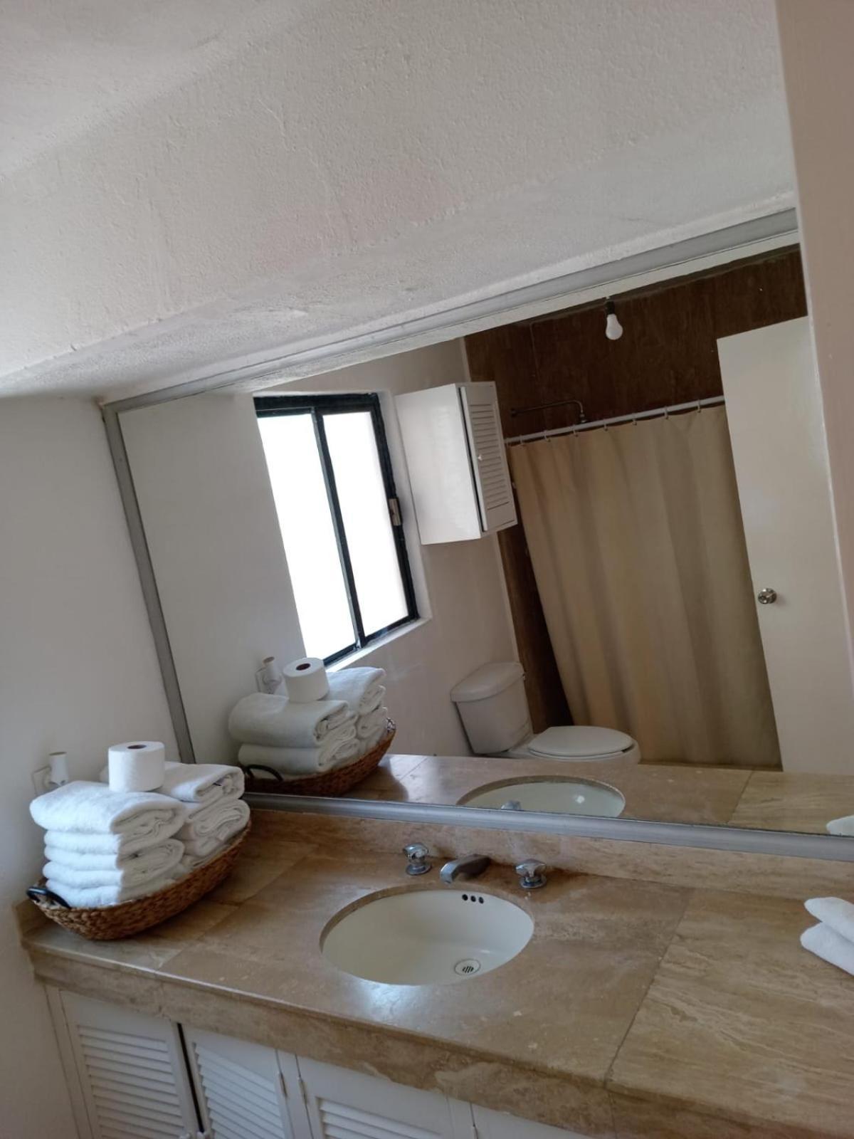 Larimar Apartment *