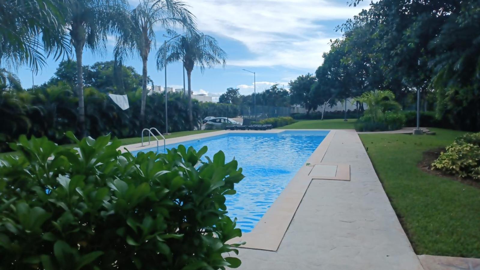 Privada En Fraccionamiento Con Amenidades Bano Privado Dentro De La * Cancún