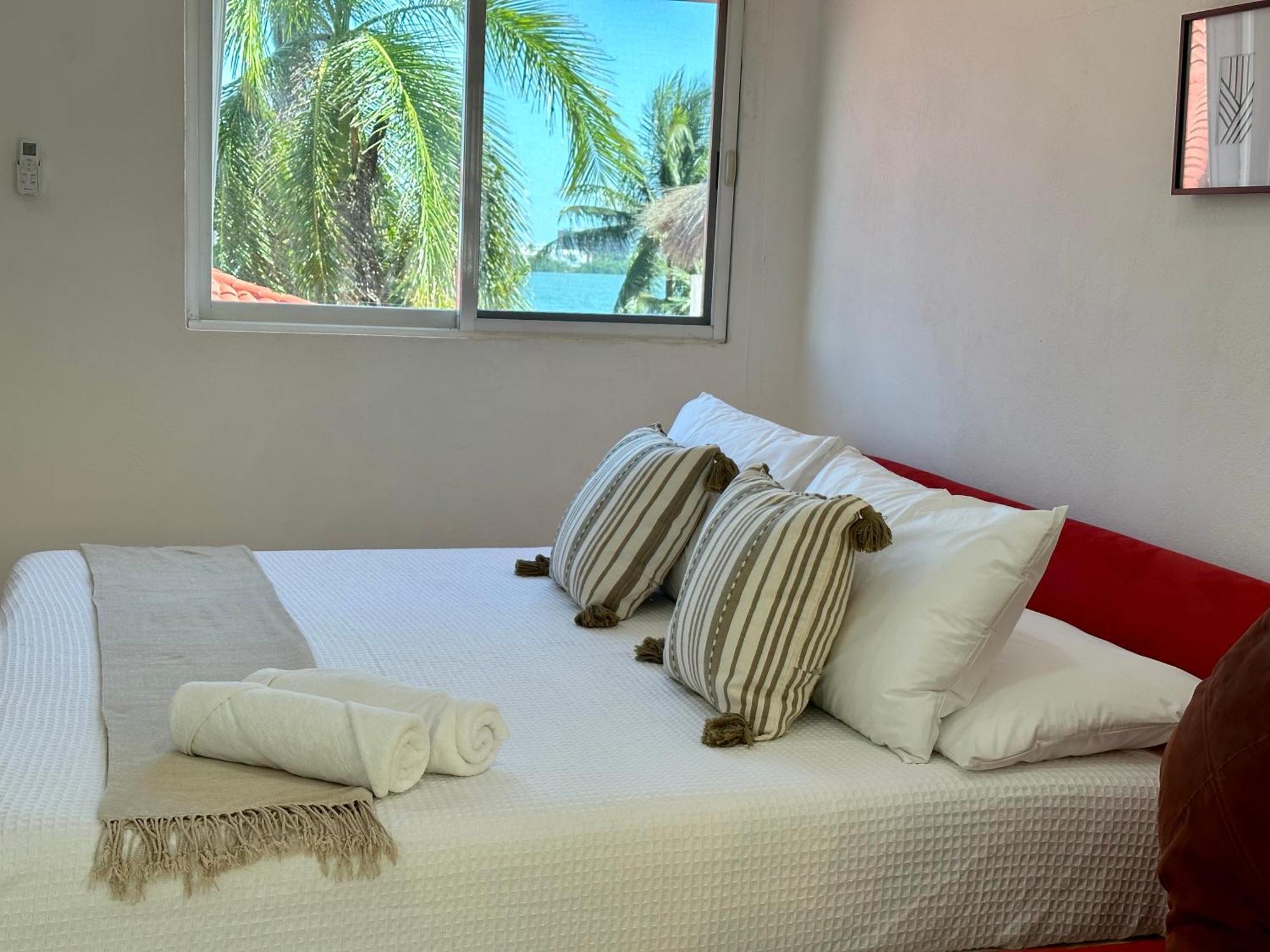 Don Village - 5br Luxury Waterfront Private By Solmar * Cancun