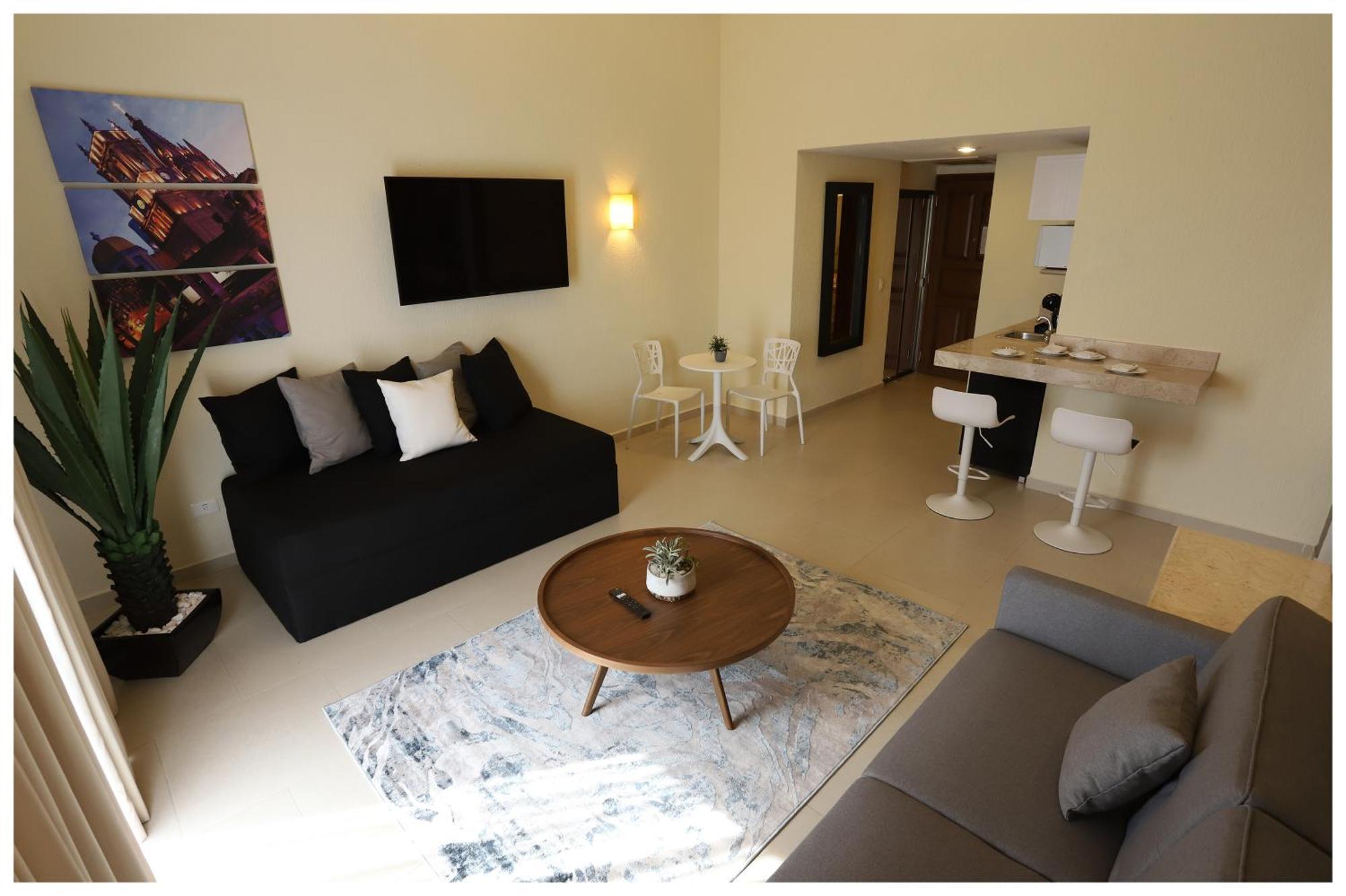 Hotel Adhara Hacienda 4*