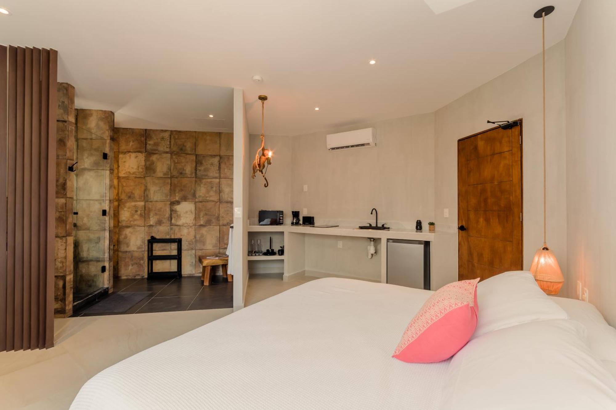 *casa Aluxes- Guesthouse*