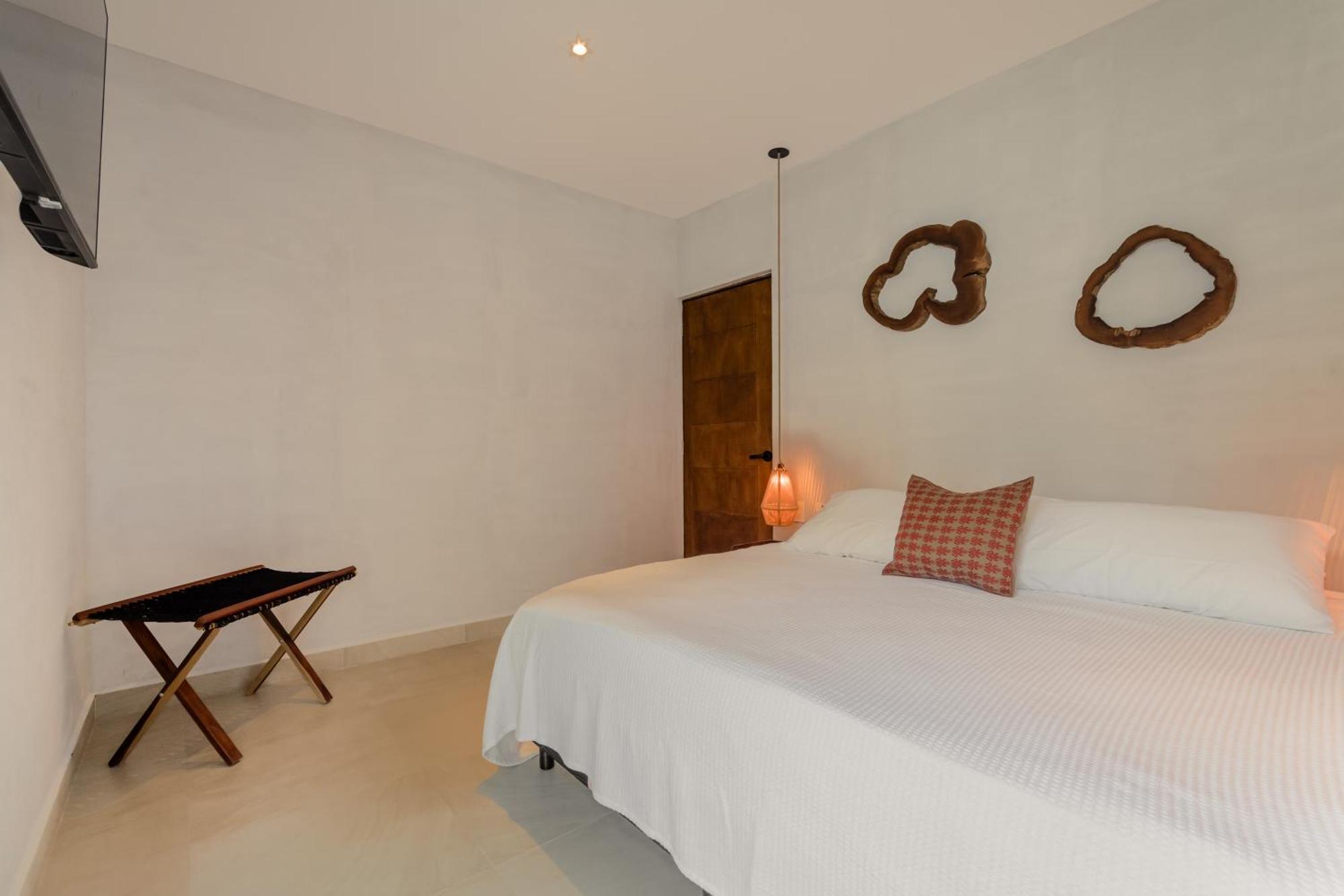 *casa Aluxes- Guesthouse*