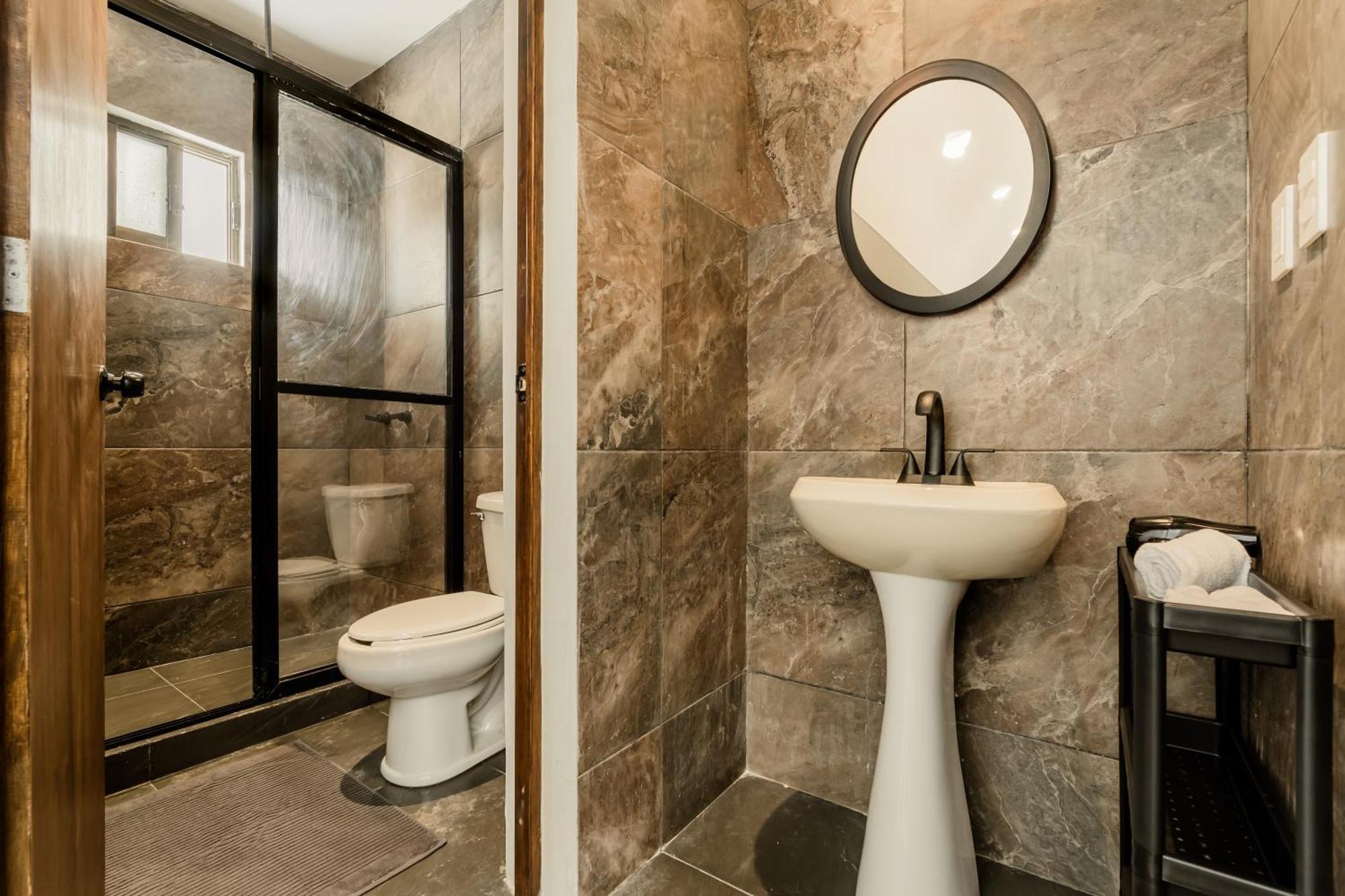 *casa Aluxes- Guesthouse* Apartahotel