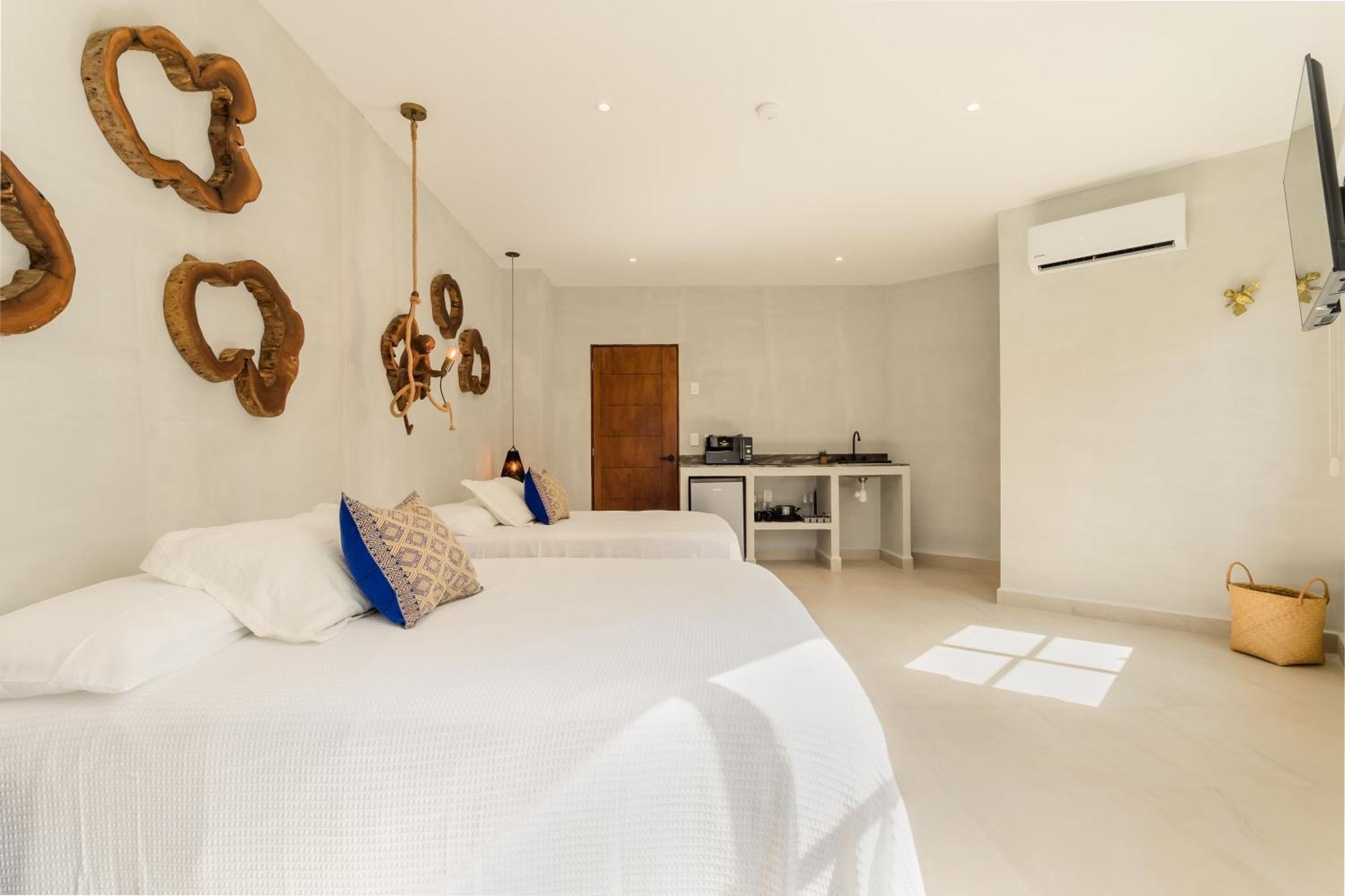 *casa Aluxes- Guesthouse*