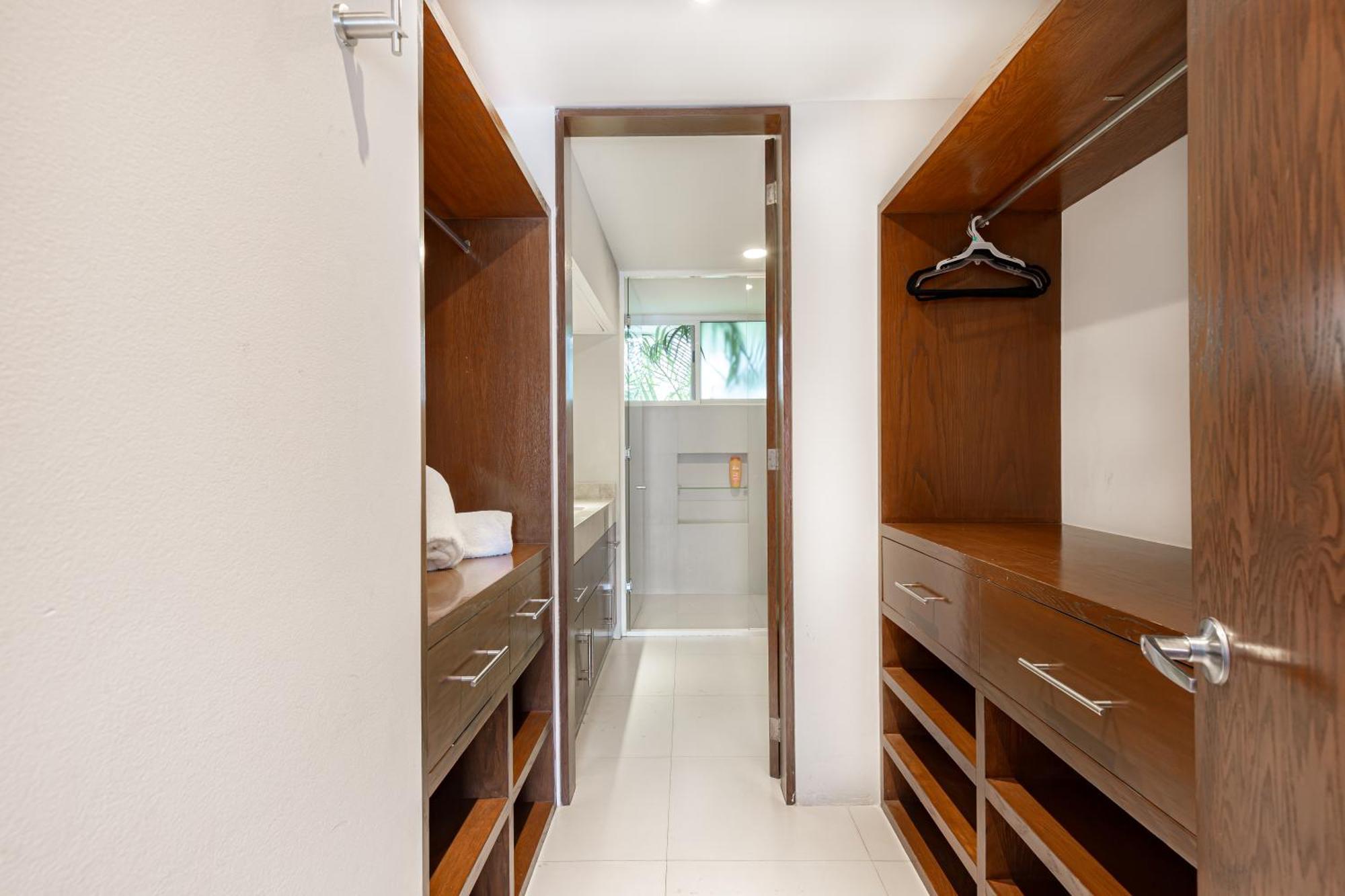 Apartamento Casa De 4 Con Alberca Privada! *