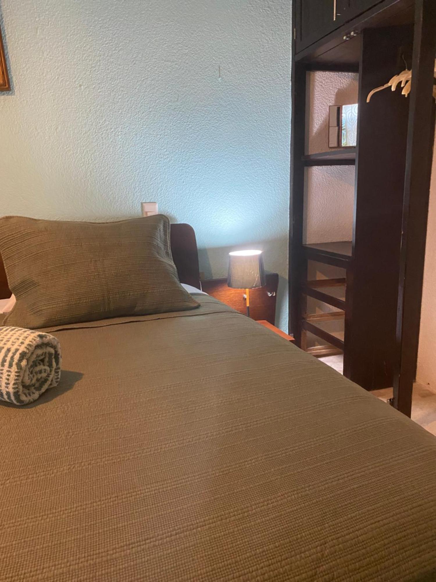 Front Private With Shared Bathroom *