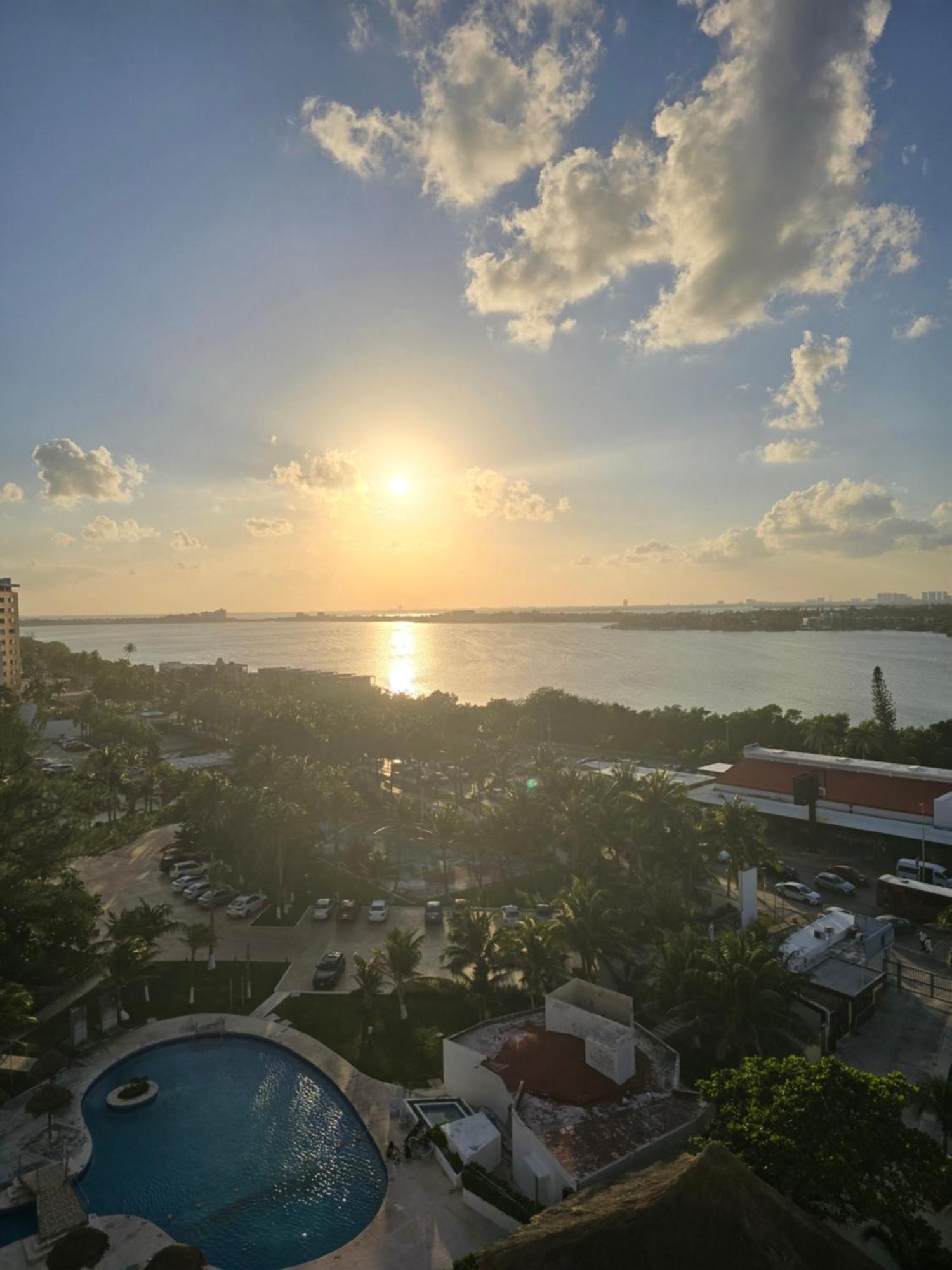 Espectacular & Laguna View At Salvia Apartahotel