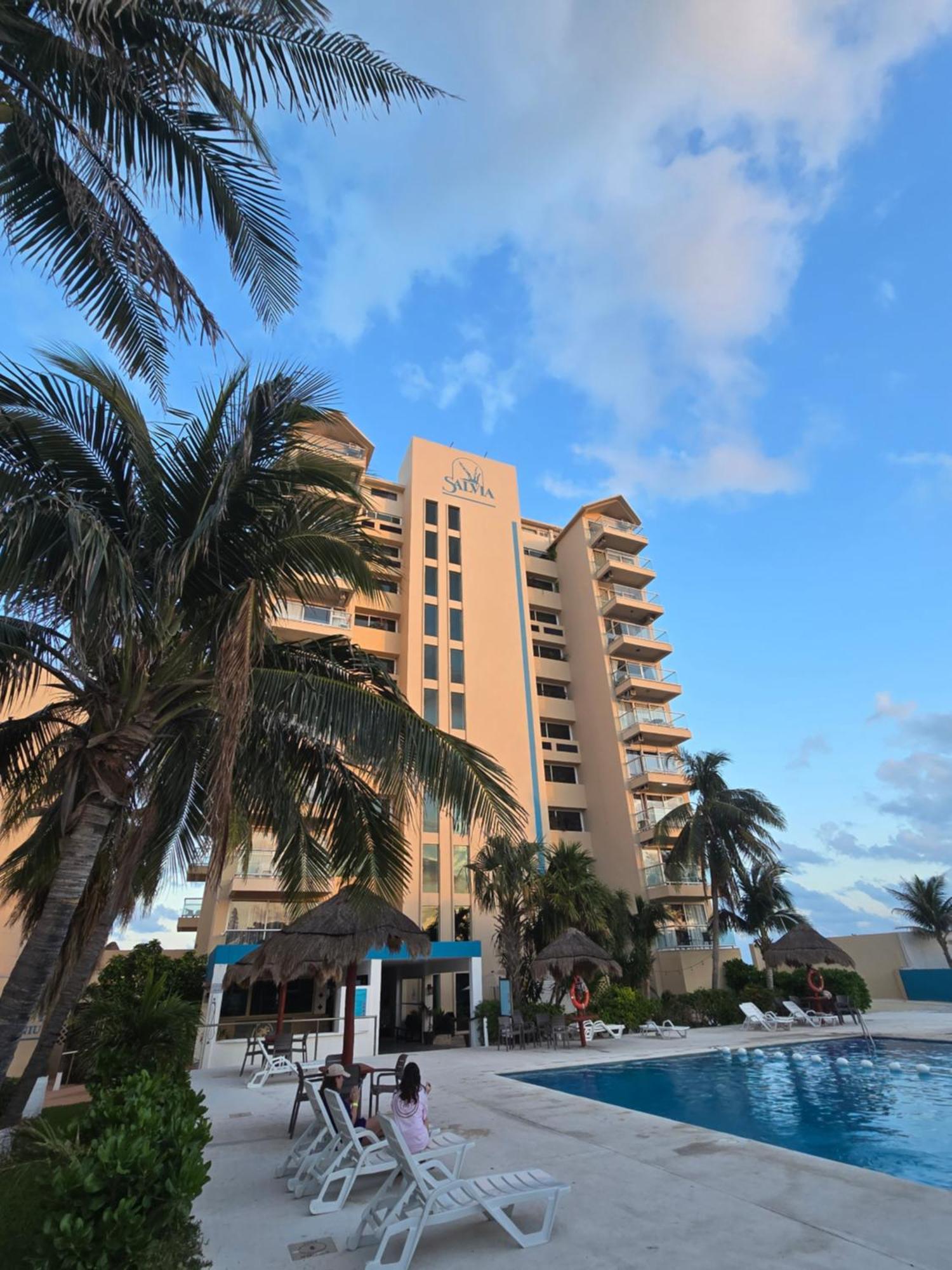 Apartahotel Espectacular & Laguna View At Salvia