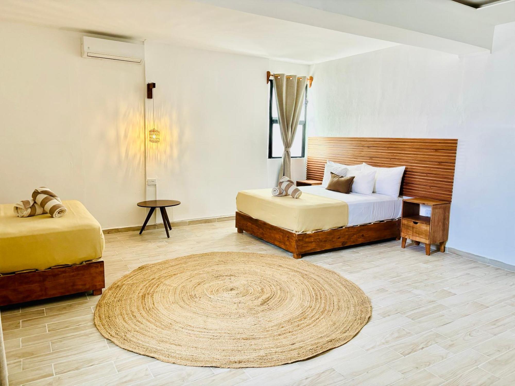 Nomads Party Hotel Cancún