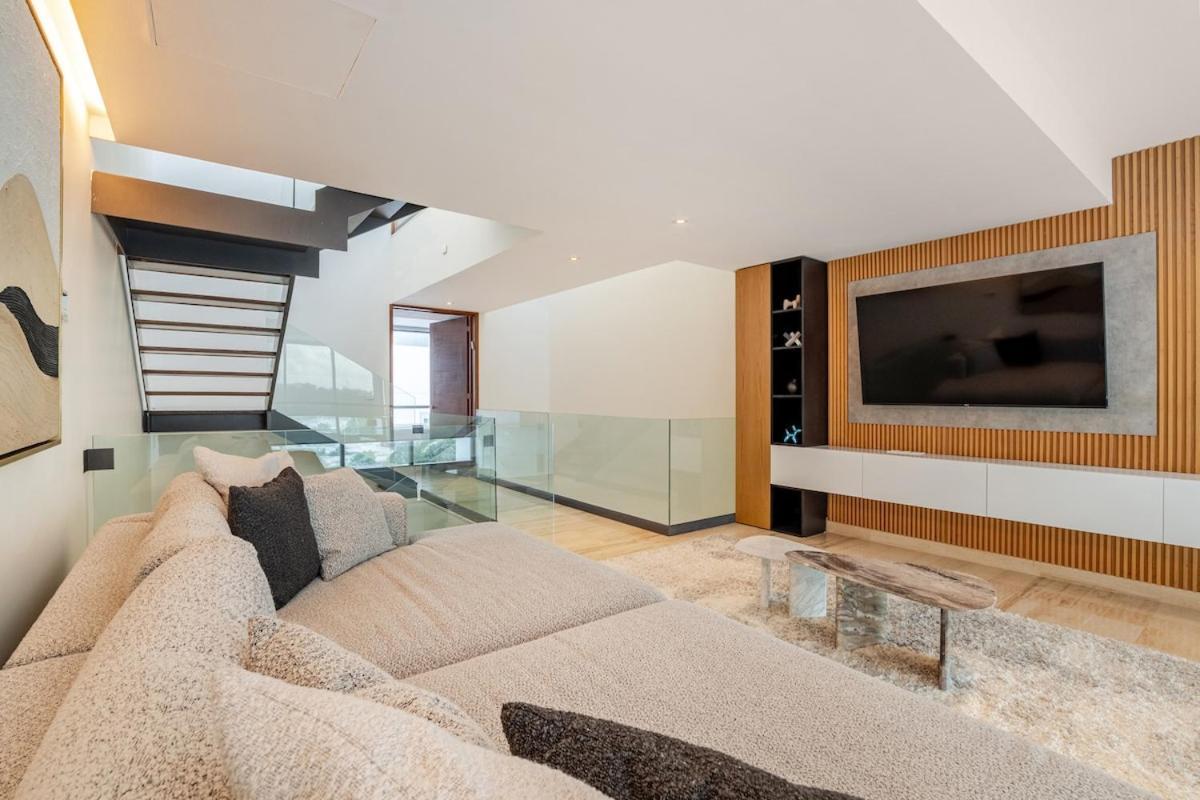 Exclusive Water Front Villa
