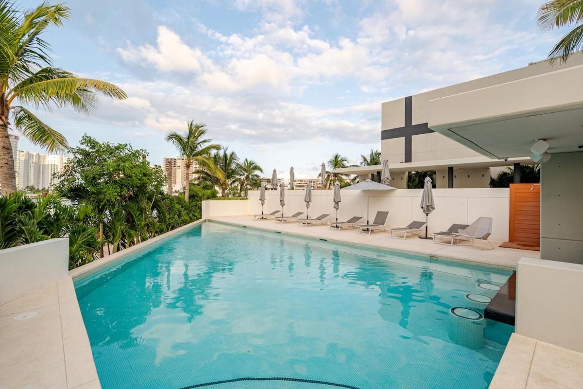 Exclusive Water Front