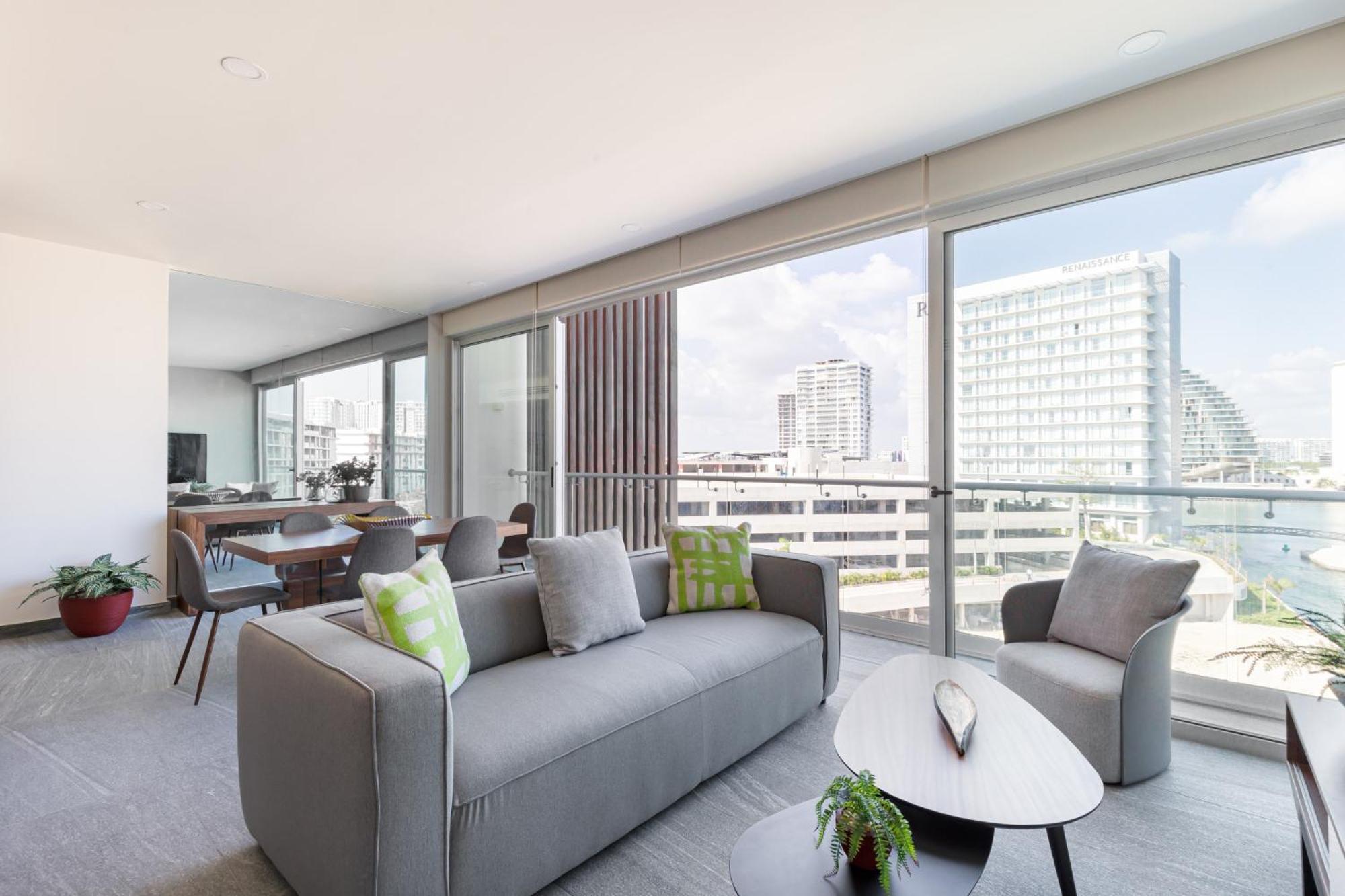 Oceanview 3 Bedroom Condo, Rooftop Pool&jacuzzi, Beach!