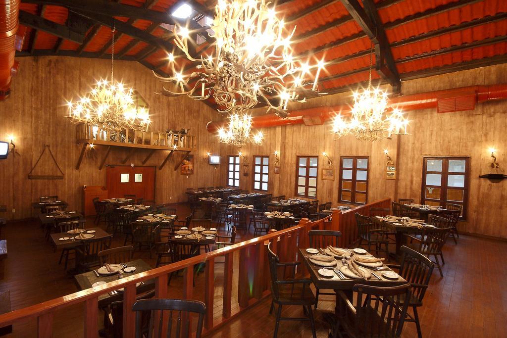 Hotel Golden Parnassus 3*