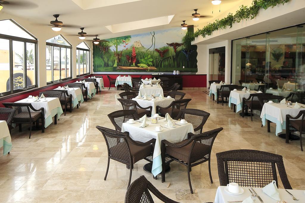 Golden Parnassus Hotel Cancún