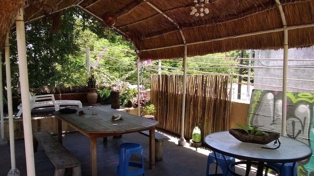 Mayan Hotel *