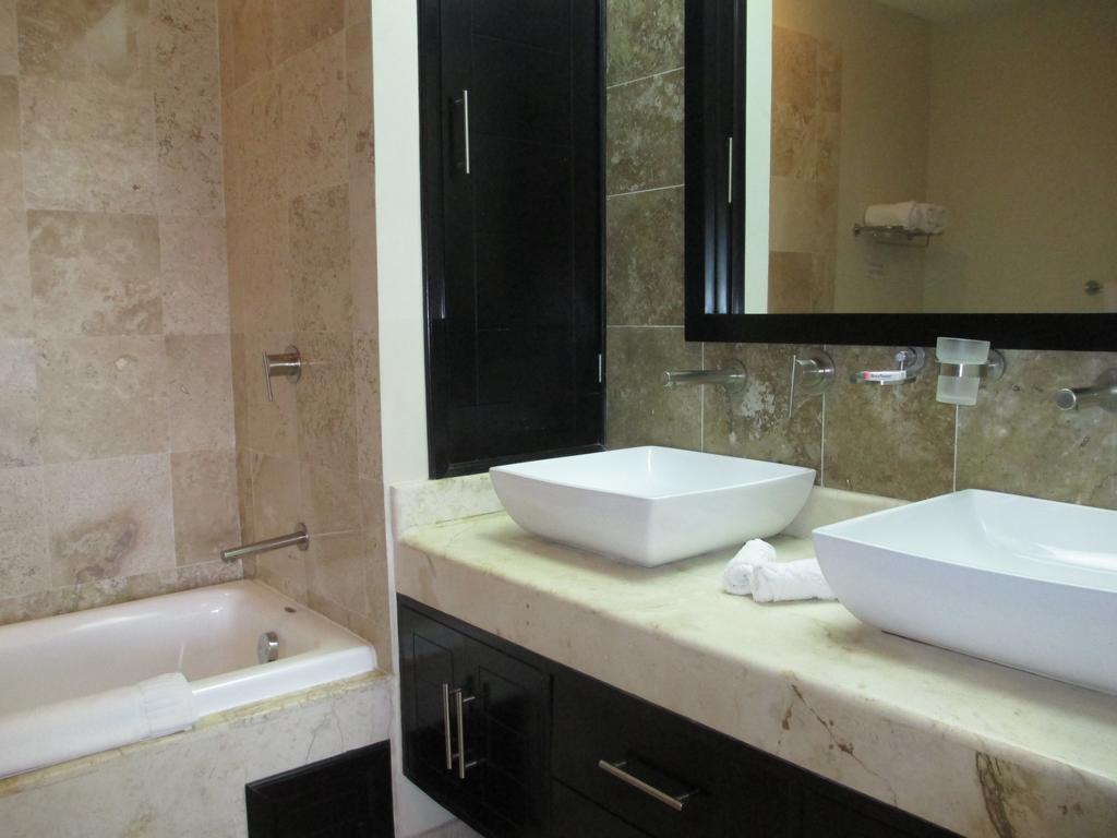 El Faro - Condo Hotel * Cancún